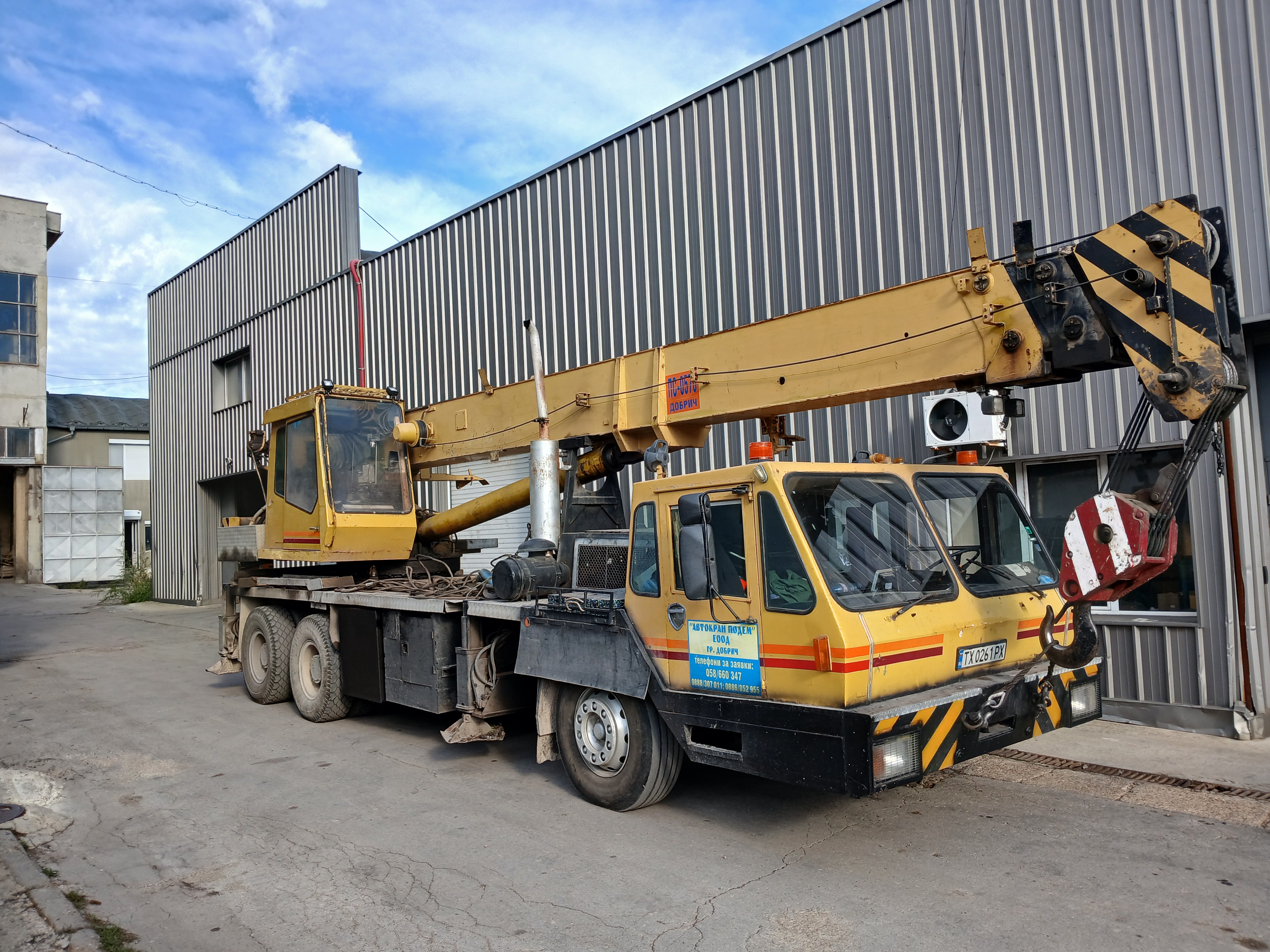 Монтаж на тежко оборудване